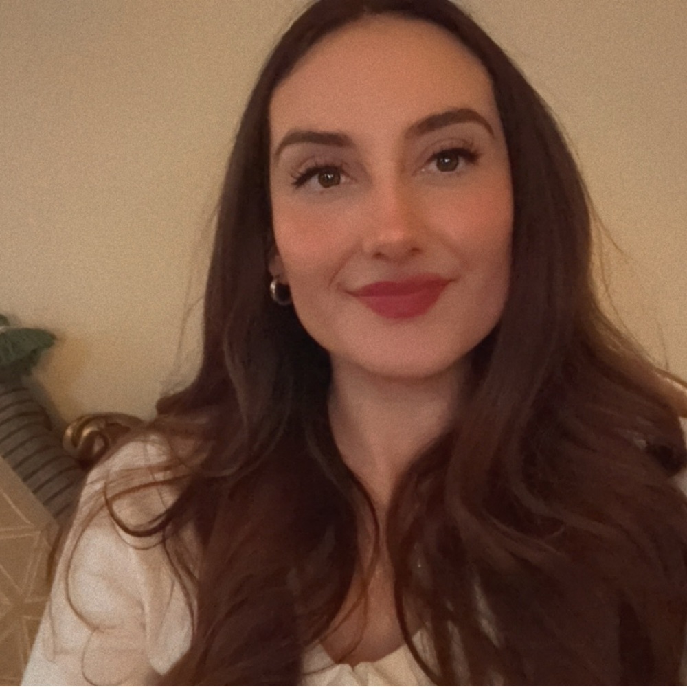 Meet your Posher, Briana